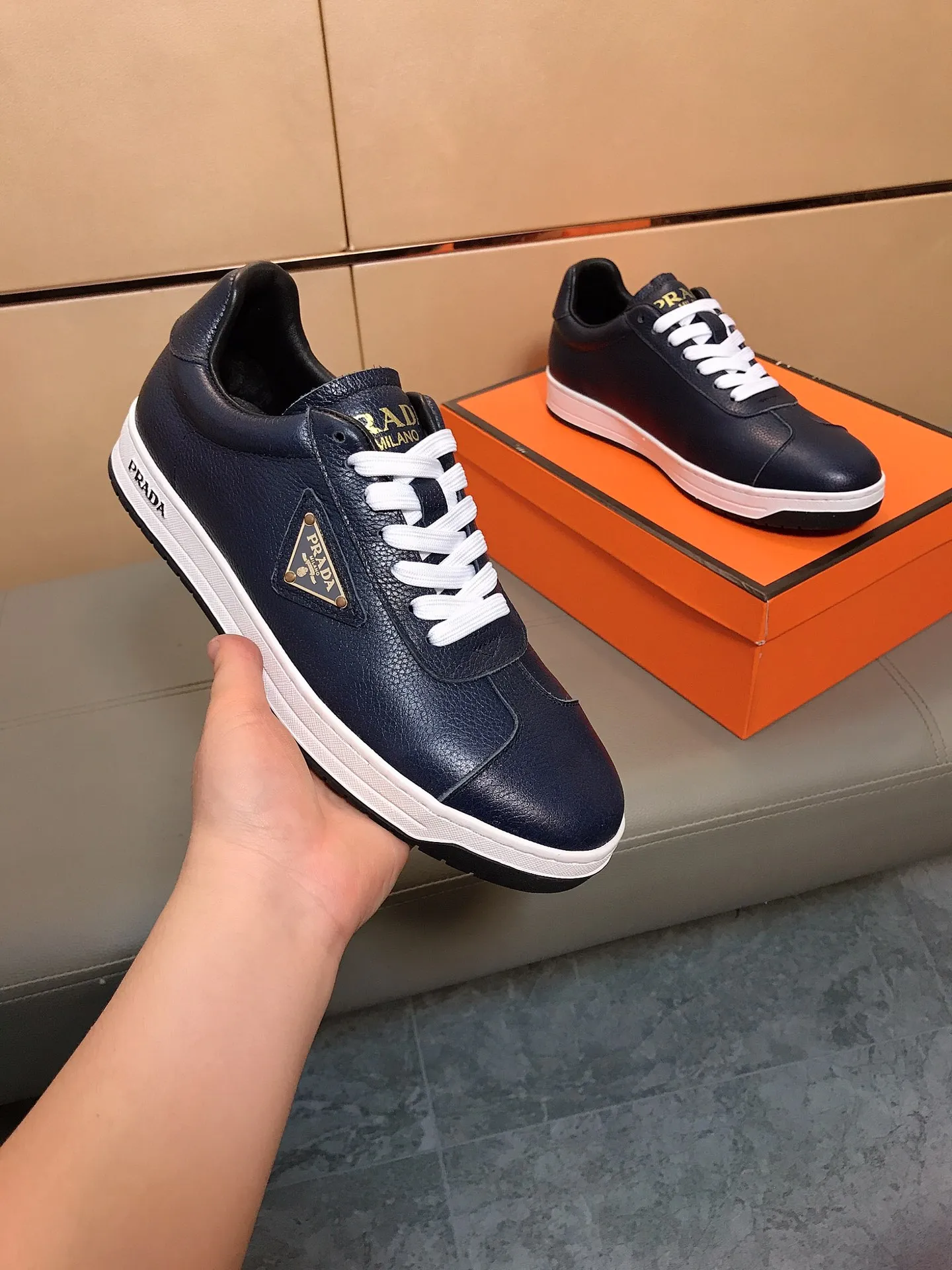 Ex-factory price 380 💎💎🆕Prada's latest casual and fashionable men's shoes👟hot style💥simple and elegant style, exclusive for trendy men. Unique latest brand elements👑, fashionable and generous, the fabric is original imported cowhide, pigskin breathable lining + feet, super comfortable and wear-resistant outsole, classic model taken in kind, size: 38-44